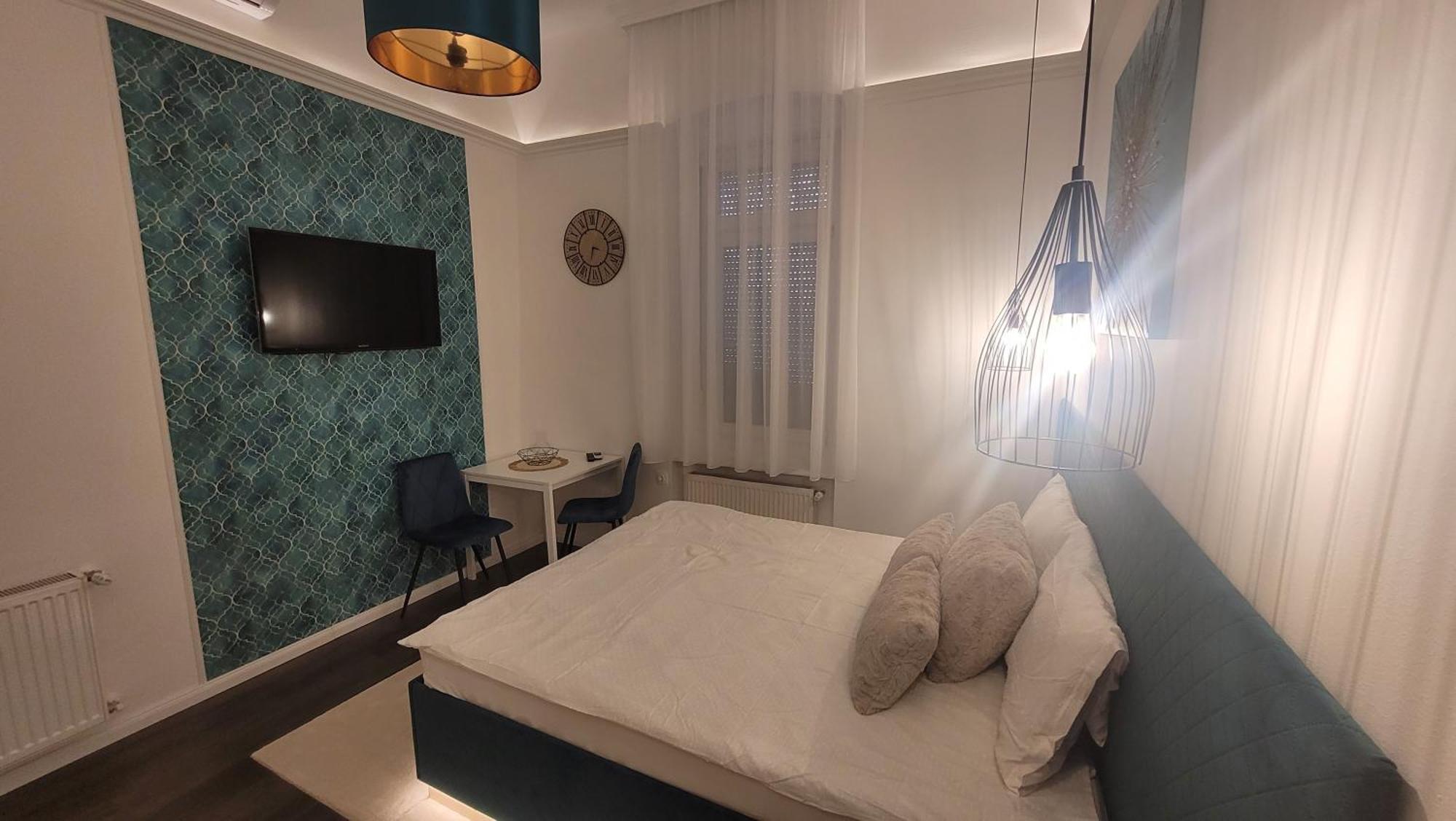 Glamour Apartman Gyula Buitenkant foto